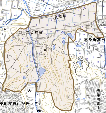 志染町細目とその周辺の地図。町の範囲を重ねている