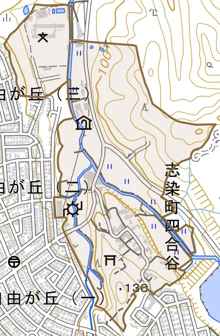志染町四合谷とその周辺の地図。町の範囲を重ねている