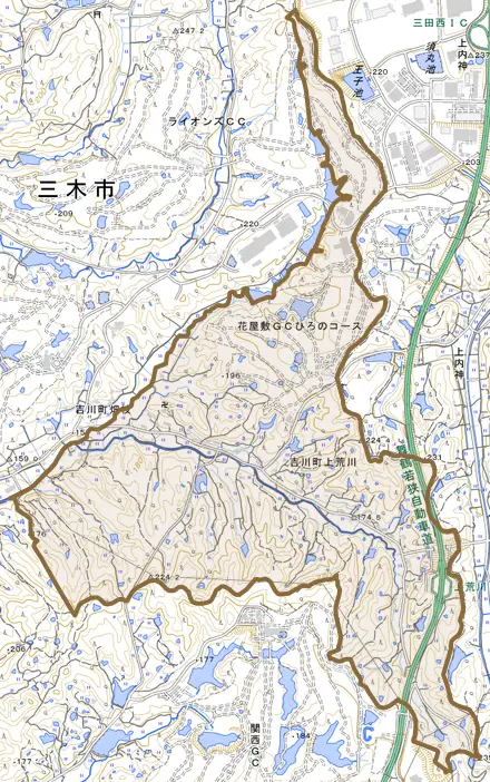 吉川町上荒川とその周辺の地図。町の範囲を重ねている