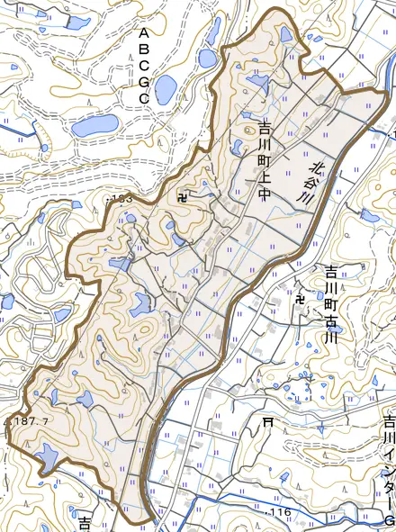 吉川町上中とその周辺の地図。町の範囲を重ねている