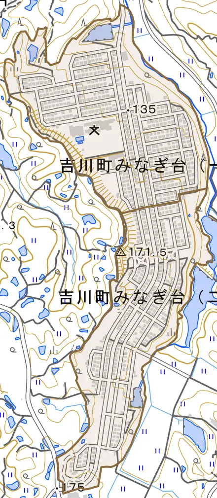 吉川町みなぎ台とその周辺の地図。町の範囲を重ねている