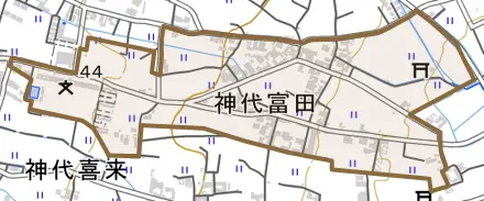 神代富田とその周辺の地図。町の範囲を重ねている