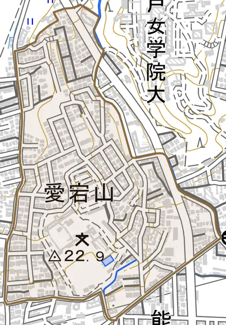 愛宕山とその周辺の地図。町の範囲を重ねている
