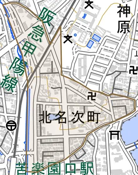 北名次町とその周辺の地図。町の範囲を重ねている