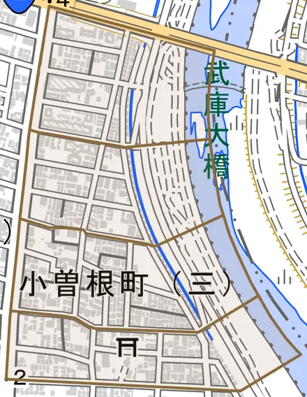 小曽根町とその周辺の地図。町の範囲を重ねている