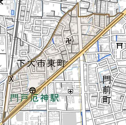 下大市東町とその周辺の地図。町の範囲を重ねている