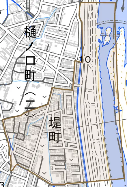 堤町とその周辺の地図。町の範囲を重ねている