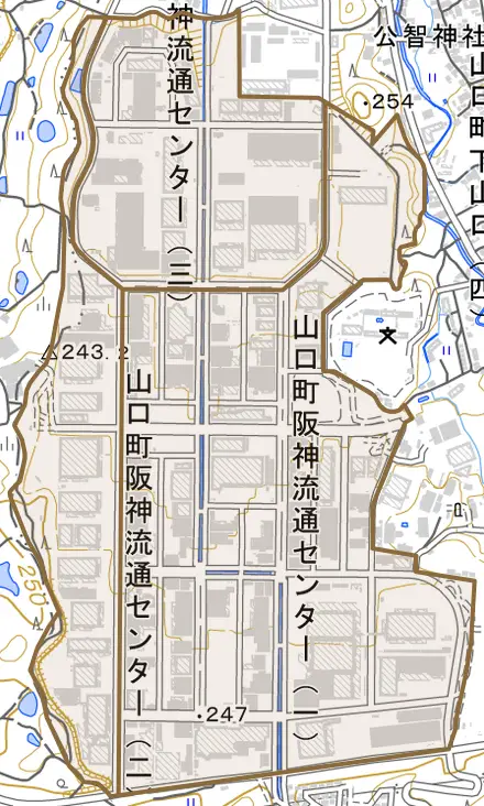 山口町阪神流通センターとその周辺の地図。町の範囲を重ねている