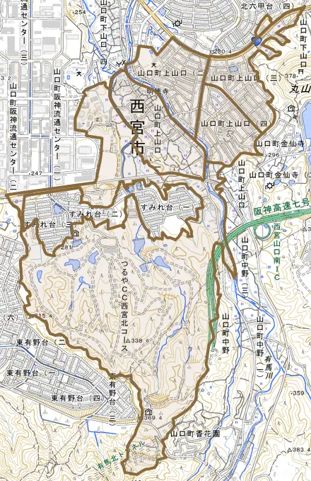 山口町上山口とその周辺の地図。町の範囲を重ねている