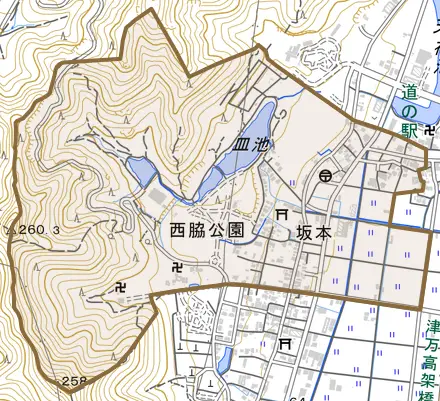 坂本とその周辺の地図。町の範囲を重ねている