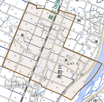三和町とその周辺の地図。町の範囲を重ねている