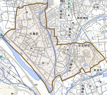 大島町とその周辺の地図。町の範囲を重ねている