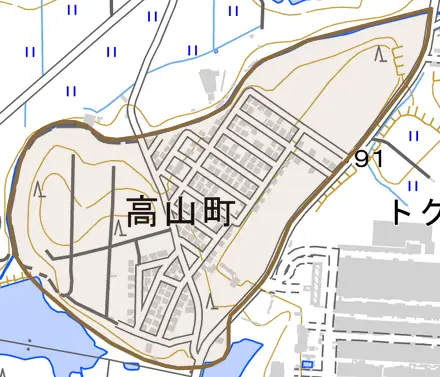 高山町とその周辺の地図。町の範囲を重ねている