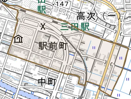 駅前町とその周辺の地図。町の範囲を重ねている