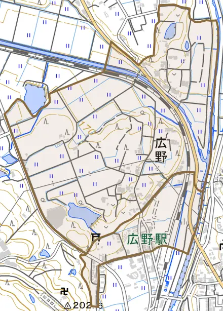 広野とその周辺の地図。町の範囲を重ねている