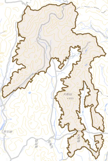 小柿とその周辺の地図。町の範囲を重ねている