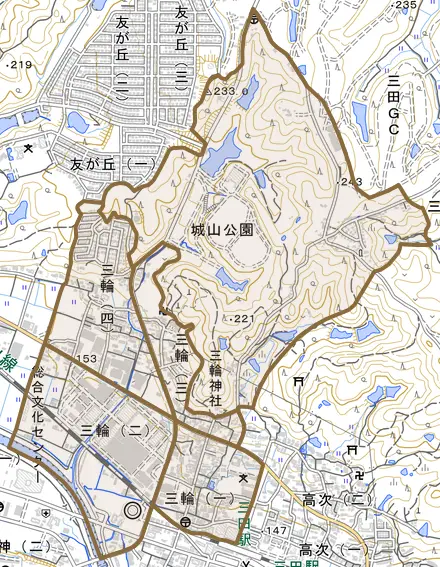 三輪とその周辺の地図。町の範囲を重ねている