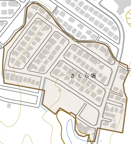 さくら坂とその周辺の地図。町の範囲を重ねている