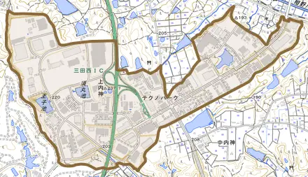 テクノパークとその周辺の地図。町の範囲を重ねている