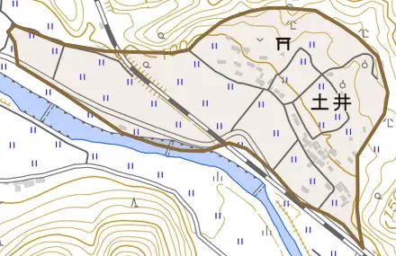 土井とその周辺の地図。町の範囲を重ねている