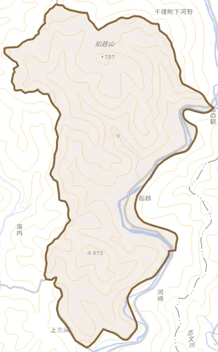 船越とその周辺の地図。町の範囲を重ねている