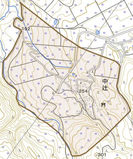 中辻とその周辺の地図。町の範囲を重ねている