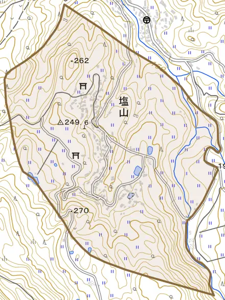 塩山とその周辺の地図。町の範囲を重ねている