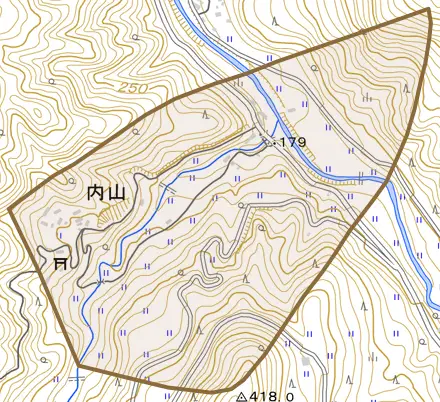 内山とその周辺の地図。町の範囲を重ねている