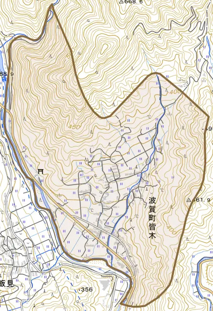 波賀町皆木とその周辺の地図。町の範囲を重ねている