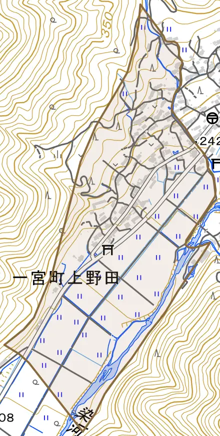 一宮町上野田とその周辺の地図。町の範囲を重ねている