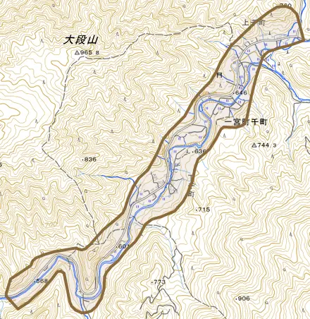 一宮町千町とその周辺の地図。町の範囲を重ねている