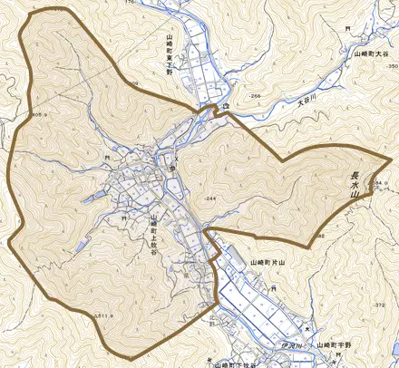 山崎町上牧谷とその周辺の地図。町の範囲を重ねている