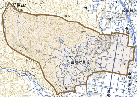 山崎町金谷とその周辺の地図。町の範囲を重ねている