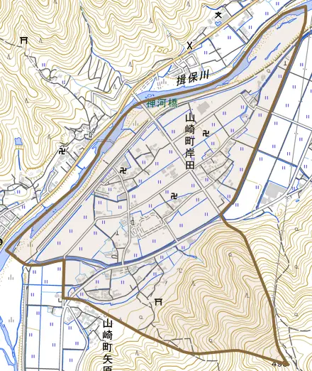 山崎町岸田とその周辺の地図。町の範囲を重ねている
