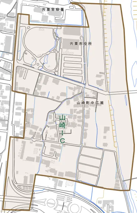 山崎町中広瀬とその周辺の地図。町の範囲を重ねている