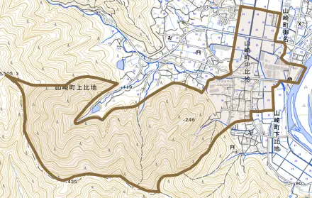 山崎町中比地とその周辺の地図。町の範囲を重ねている