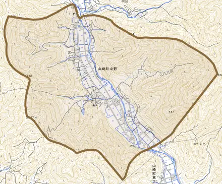 山崎町中野とその周辺の地図。町の範囲を重ねている