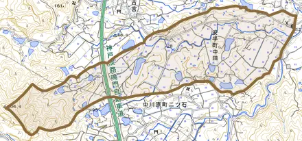 安乎町中田とその周辺の地図。町の範囲を重ねている