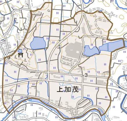 上加茂とその周辺の地図。町の範囲を重ねている