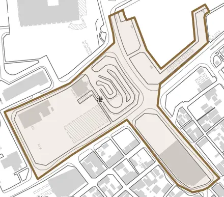 港とその周辺の地図。町の範囲を重ねている