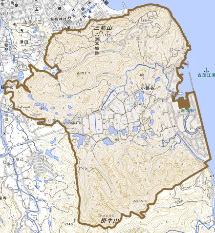 小路谷とその周辺の地図。町の範囲を重ねている