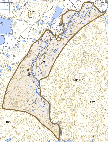 千草丙とその周辺の地図。町の範囲を重ねている