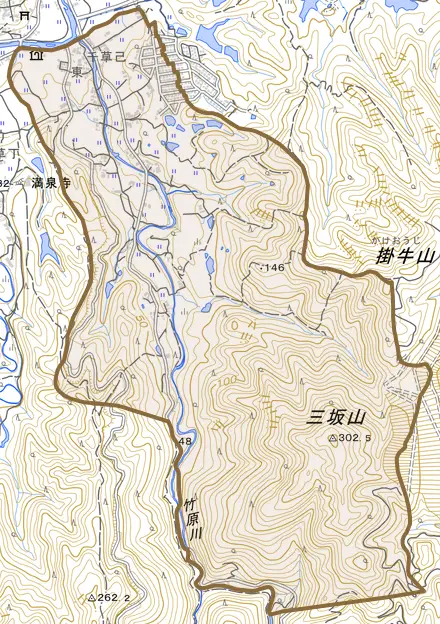 千草己とその周辺の地図。町の範囲を重ねている