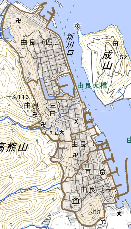由良とその周辺の地図。町の範囲を重ねている