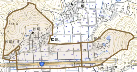 松尾とその周辺の地図。町の範囲を重ねている