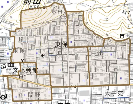 東保とその周辺の地図。町の範囲を重ねている