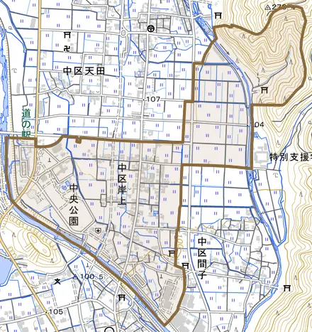 中区岸上とその周辺の地図。町の範囲を重ねている