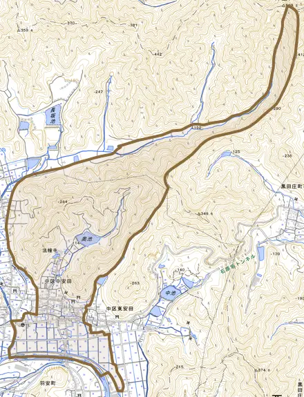 中区中安田とその周辺の地図。町の範囲を重ねている