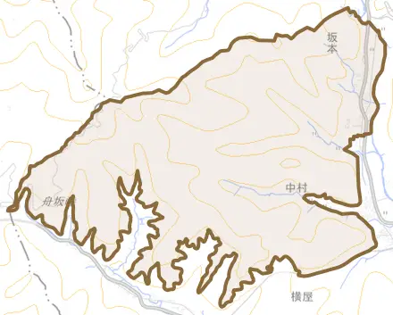 八千代区坂本とその周辺の地図。町の範囲を重ねている