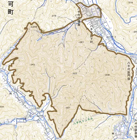 八千代区横屋とその周辺の地図。町の範囲を重ねている